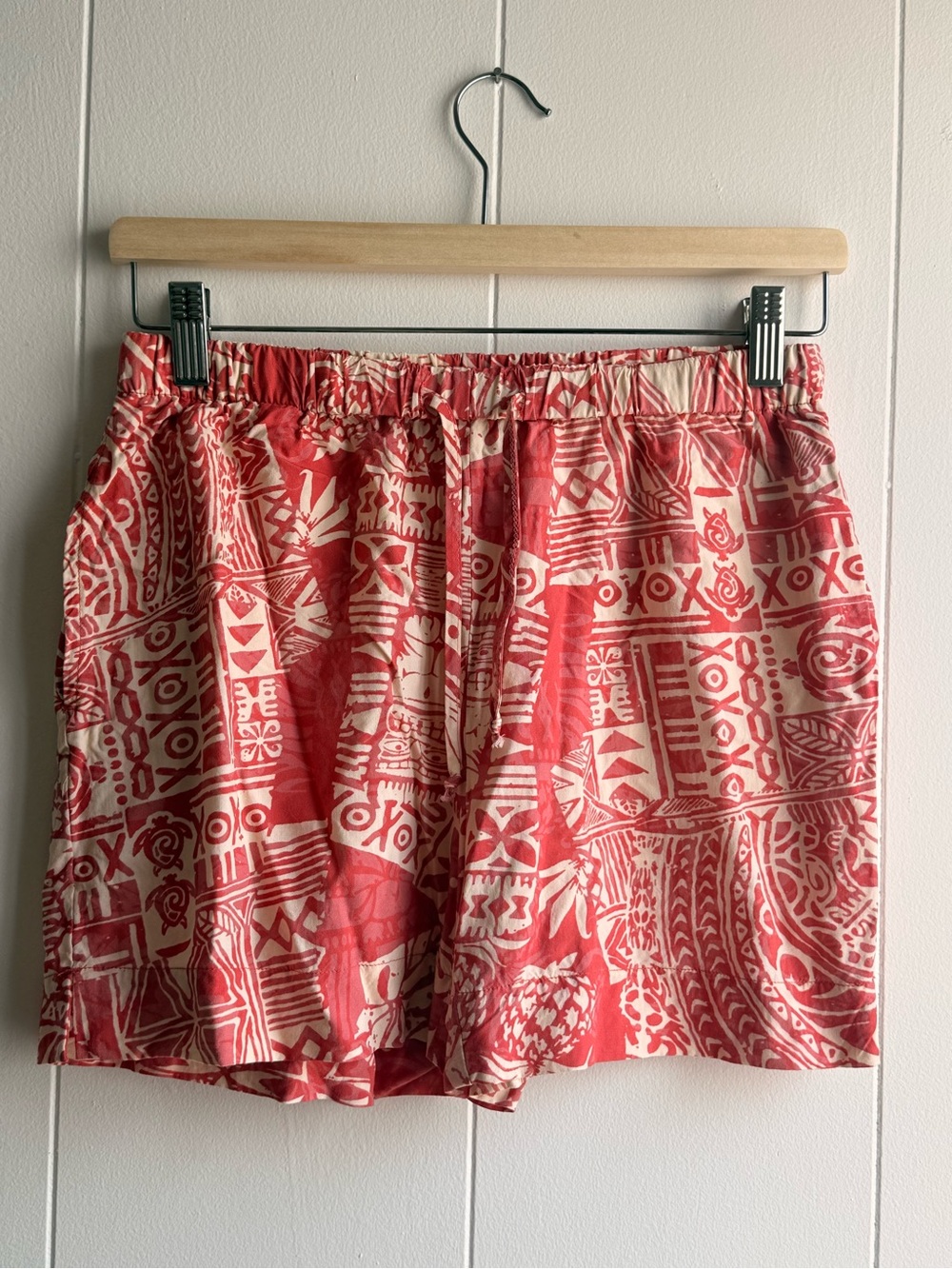 High-Waist Red Patterned Women's Shorts